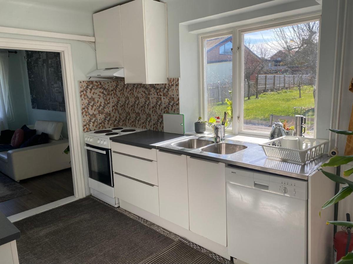 Bli Hel Villa Malmo Luaran gambar