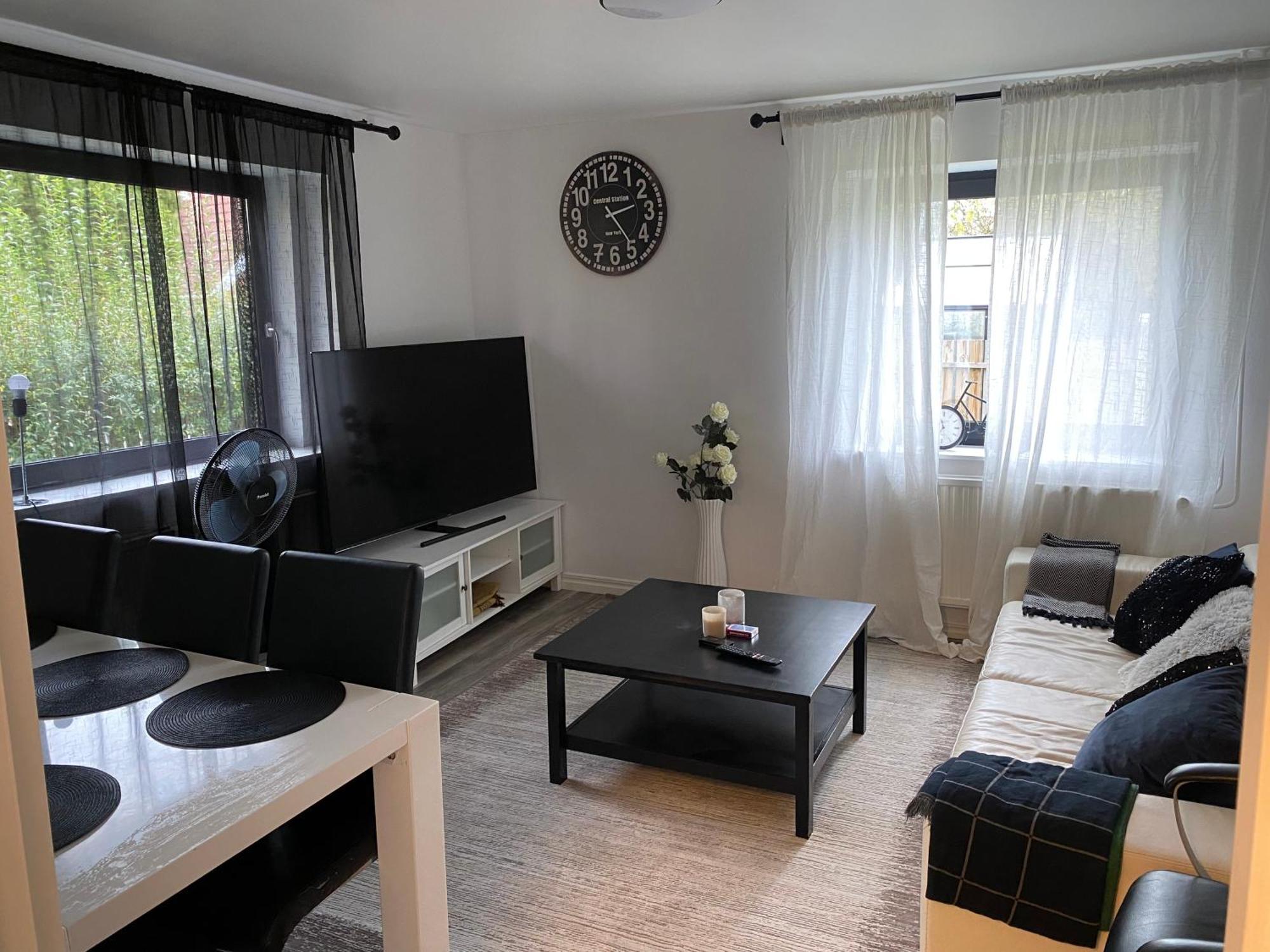 Bli Hel Villa Malmo Luaran gambar